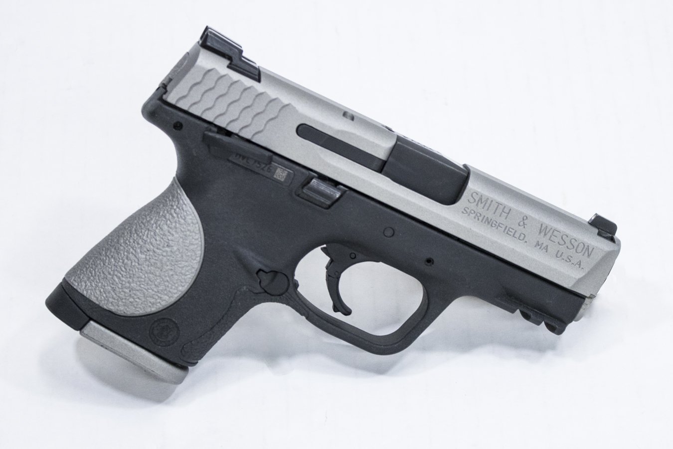 SMITH AND WESSON M&P9 Compact 9mm Police Trade-in Pistols with Cerakote Stainless Finish